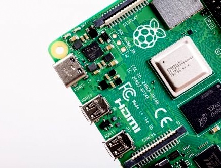 Buy Raspberry Pi 4 Model B with 8GB RAM online | Robu.in
